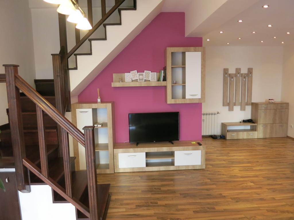 Penthouse Apartament Nufarul Oradea Eksteriør billede